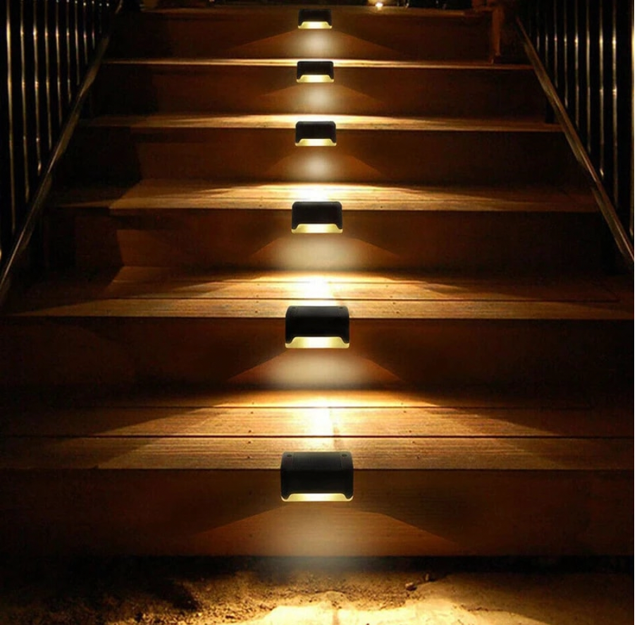 SolarBright – Solar-Powered LED Lights for Fences & Patios