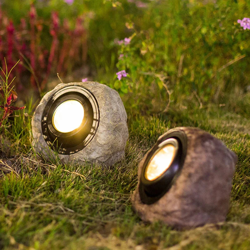 LumiStelo – Elegant Solar Garden Light
