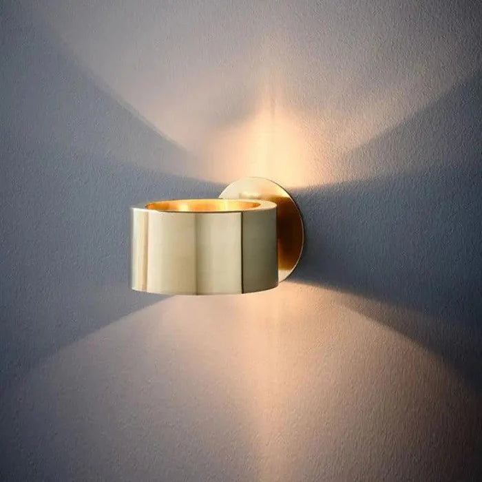 Moss – Sleek Wall Light