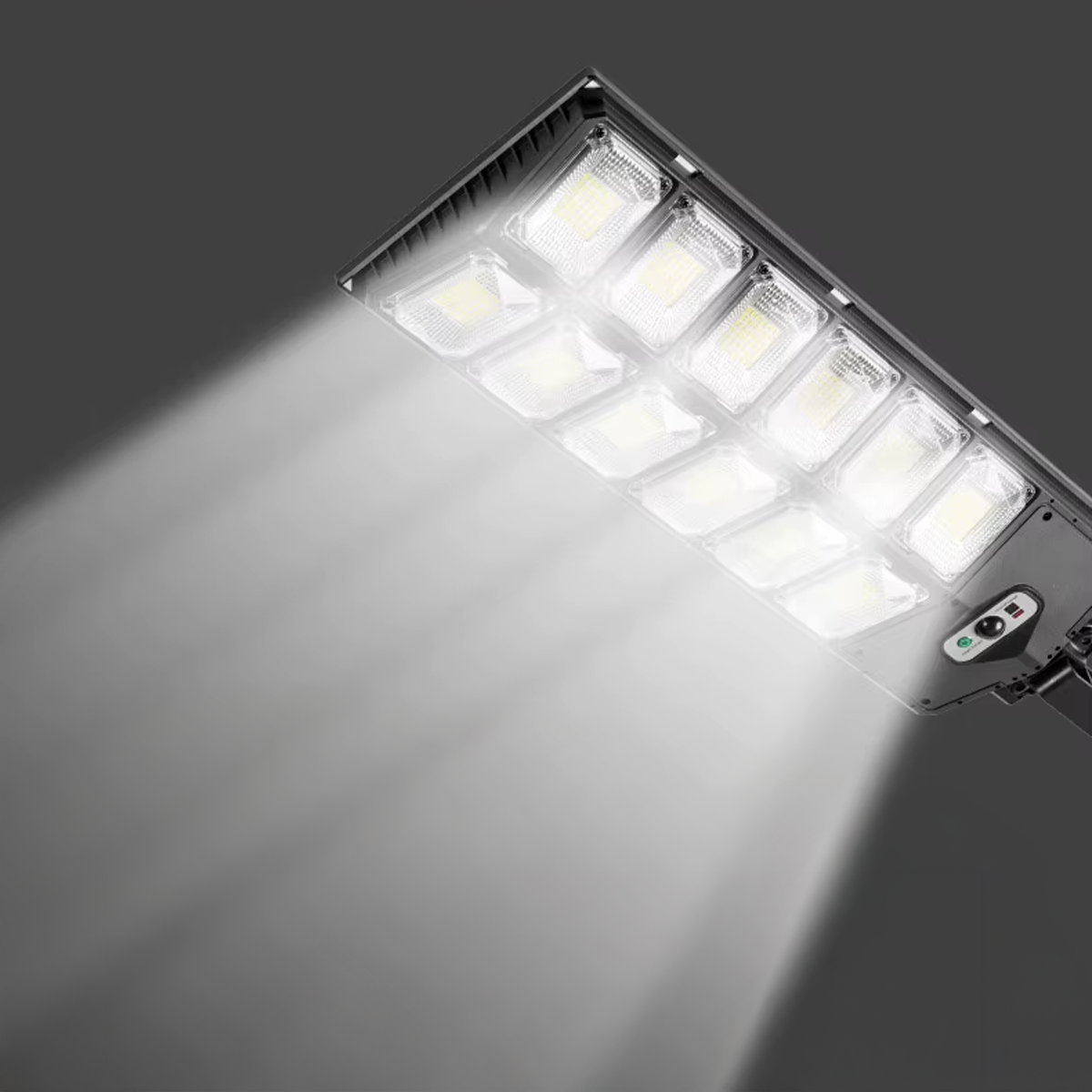 1000W Solar LED Street Light with 240 LEDs