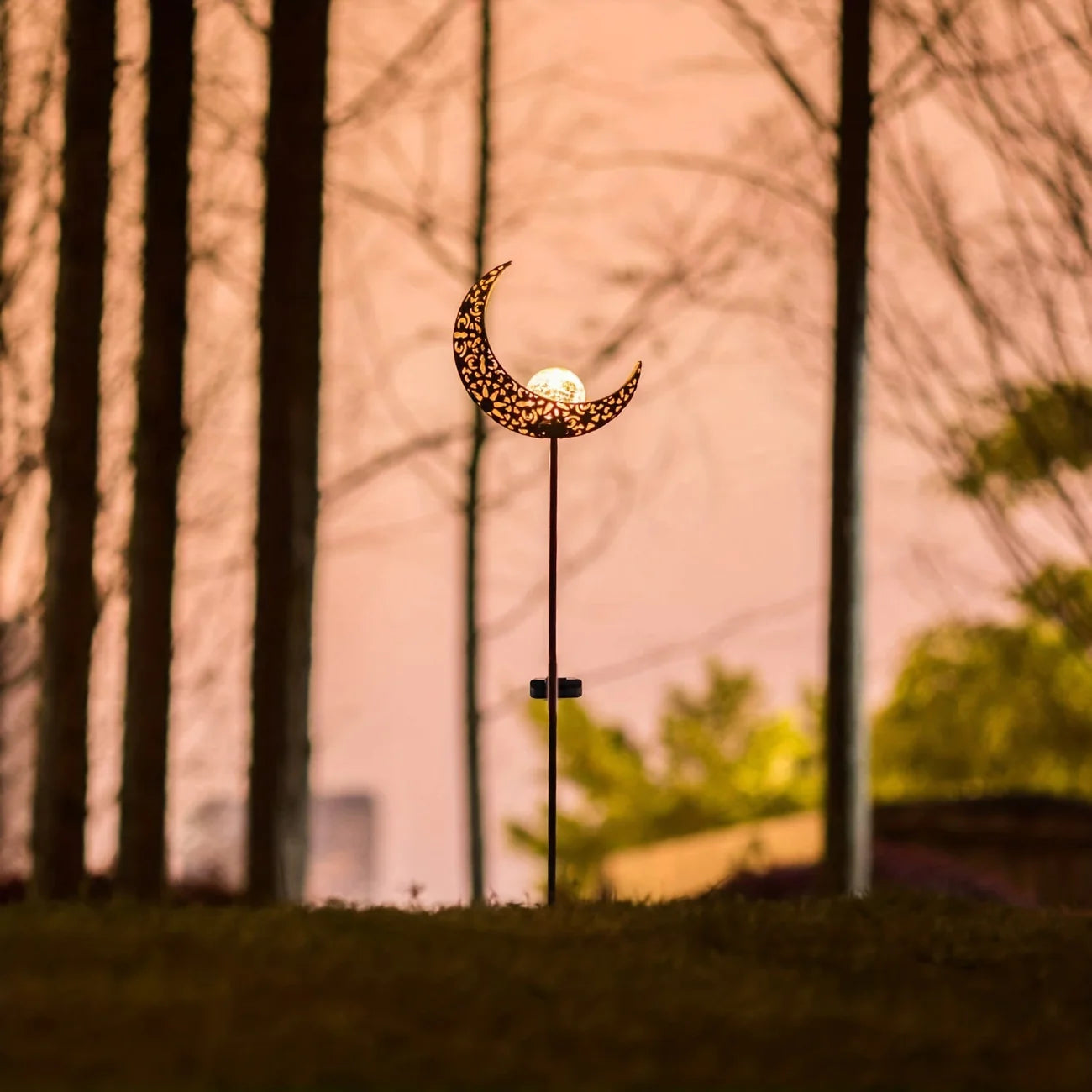 Aluna - Decorative Garden Light