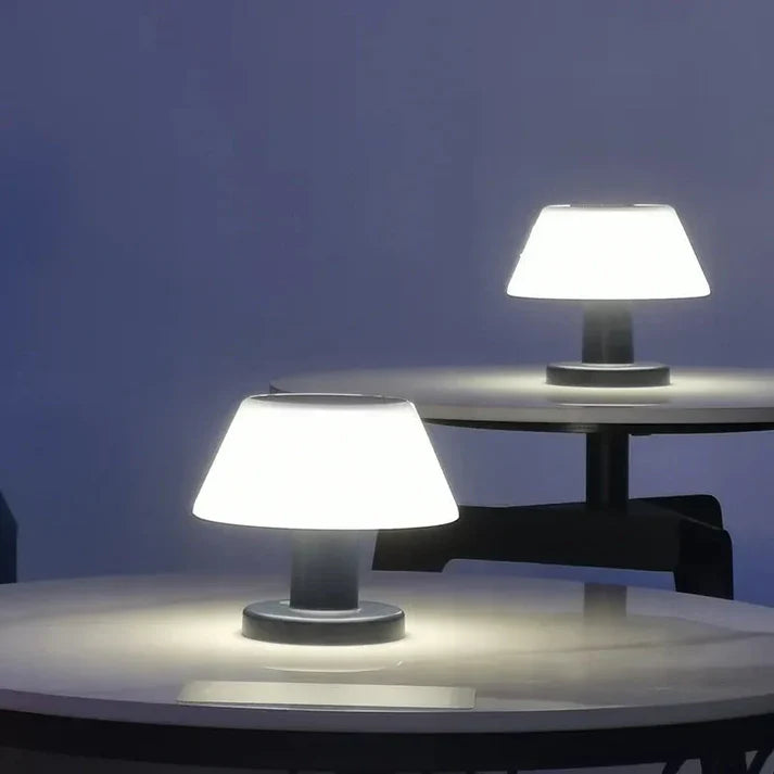 Aurelo - Minimalstic Solar Table Lamp