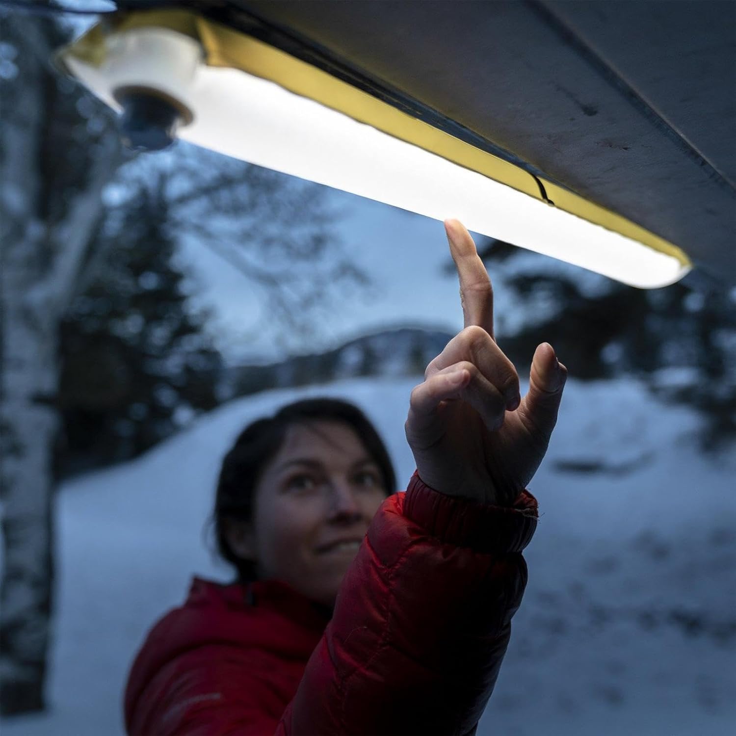 LumaTrek – Foldable Solar LED Adventure Light