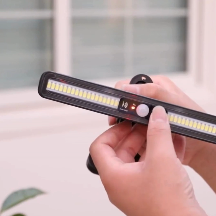 SnapLite - Clip-on Solar Light
