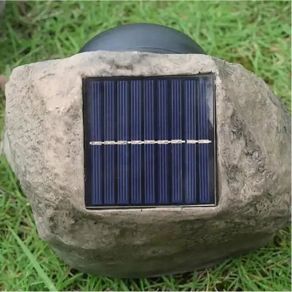 LumiStelo – Elegant Solar Garden Light