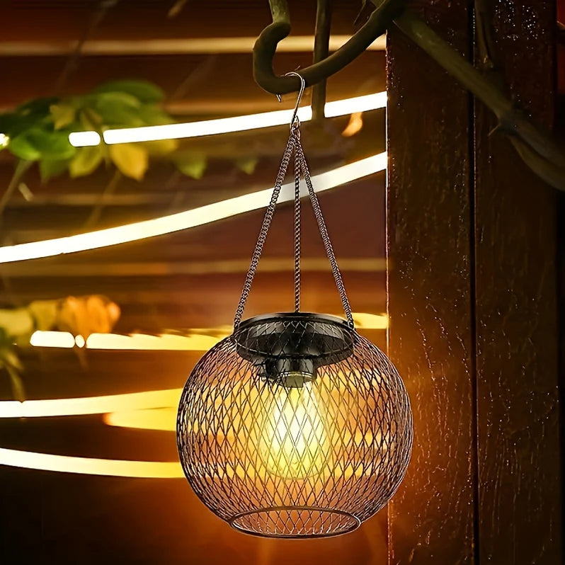 Solantra Garden Lantern